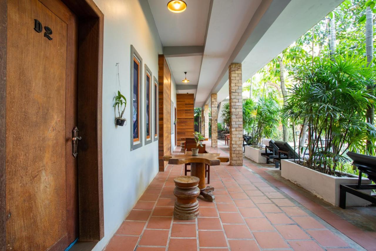 Hotel Samnak Lounge à Siem Reap Extérieur photo
