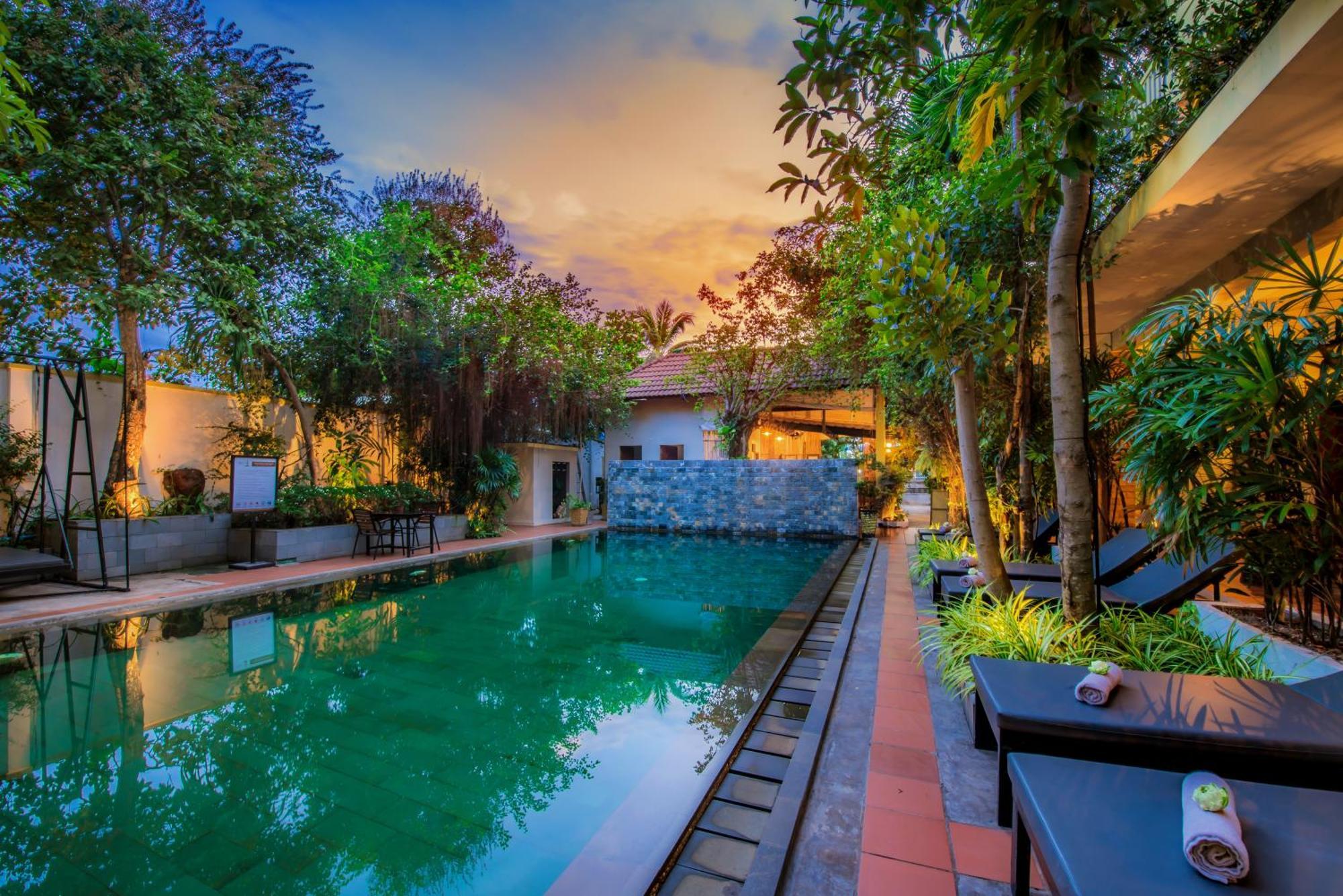 Hotel Samnak Lounge à Siem Reap Extérieur photo