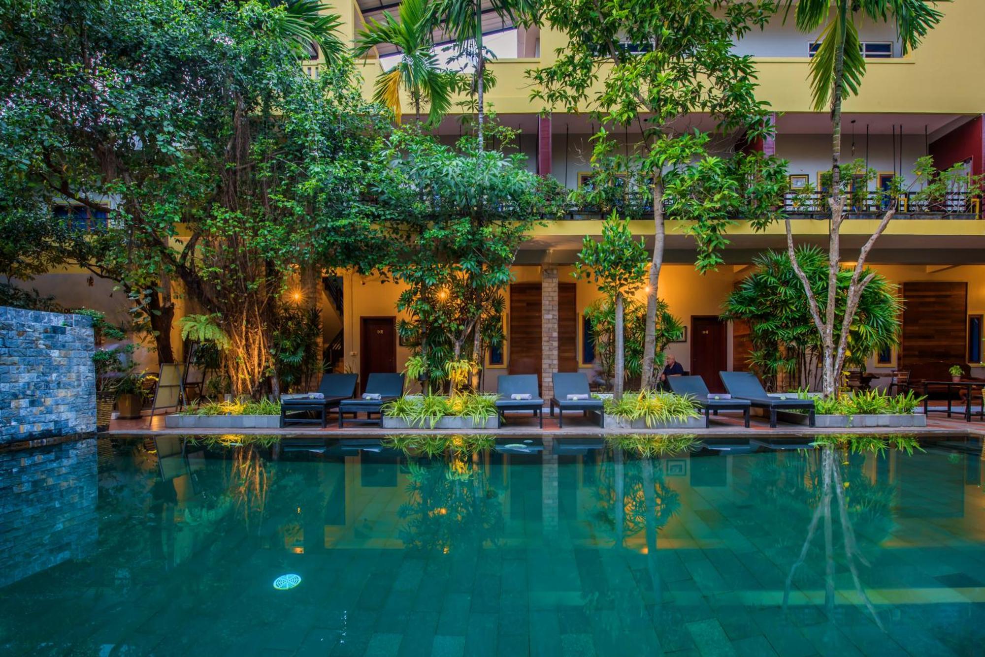 Hotel Samnak Lounge à Siem Reap Extérieur photo